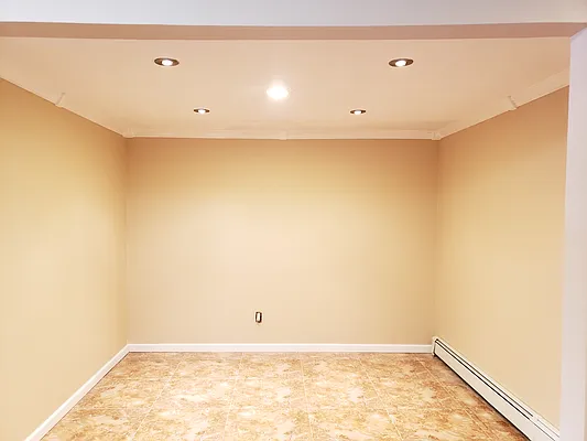 Rented by Astoria Realty | media 3