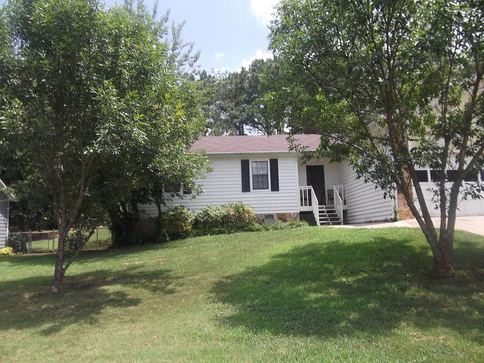 2nd image of 1069 Dallas Way