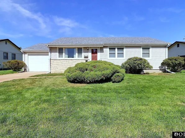 1450 E 20th St, Fremont, NE 68025