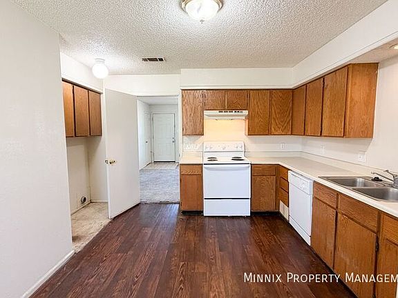2nd image of 2119 S Loop 289 APT B