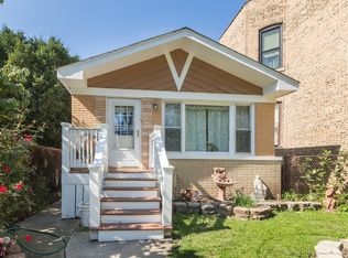 2424 N Francisco Ave, Chicago, IL 60647