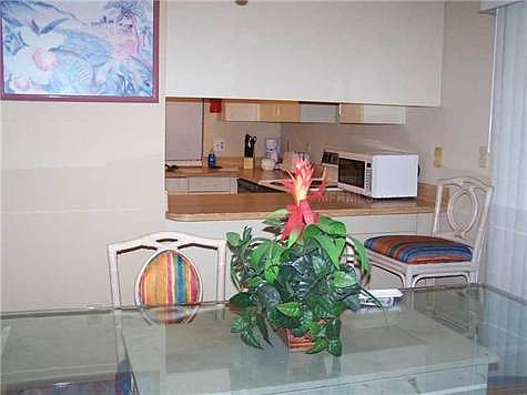 5th image of 2526 Davenport Cir