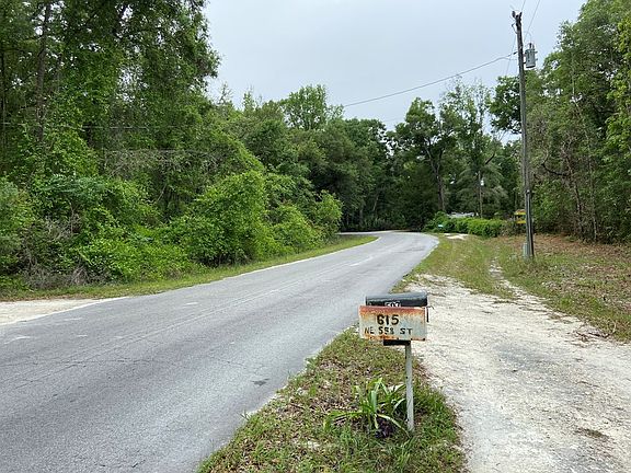 2nd image of  NE 558th St