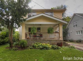 1112 Dickinson St SE, Grand Rapids, MI