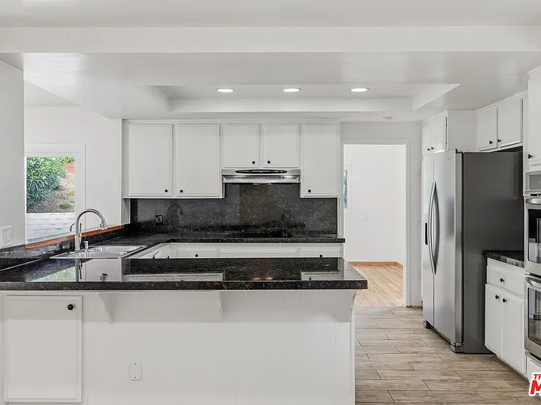 17265 Avenida De La Herradura — Photo 12