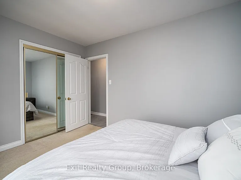 217 Massassauga Rd — Photo 11