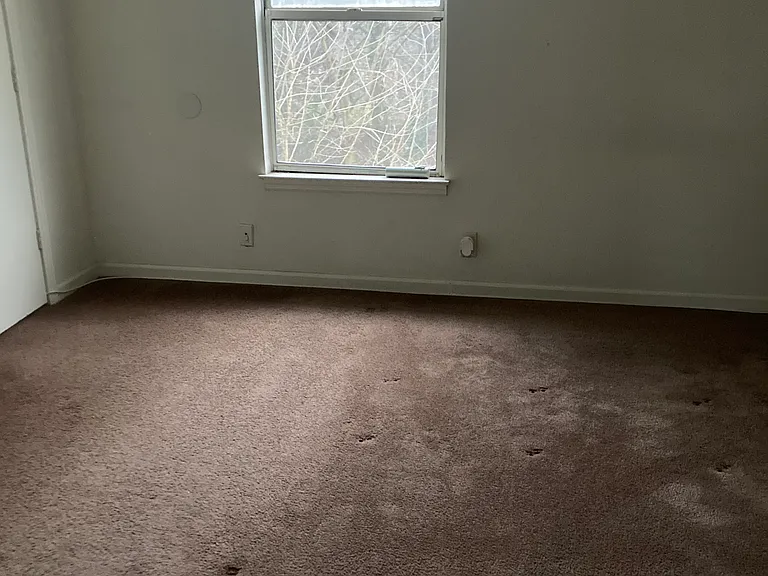 2222 Pennington Ave — Photo 2