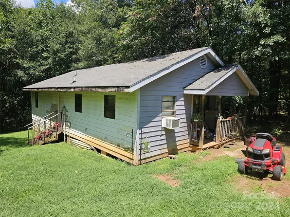 377 Flack Rd, Forest City, NC 28043