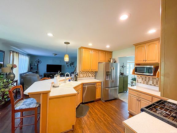 5th image of 29074 Hillary Ln