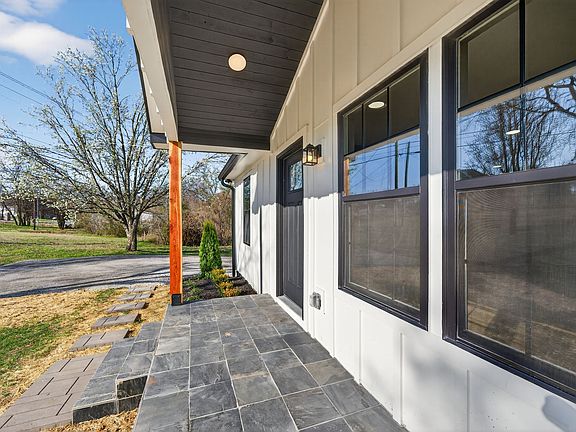 4th image of 243 Curd Rd