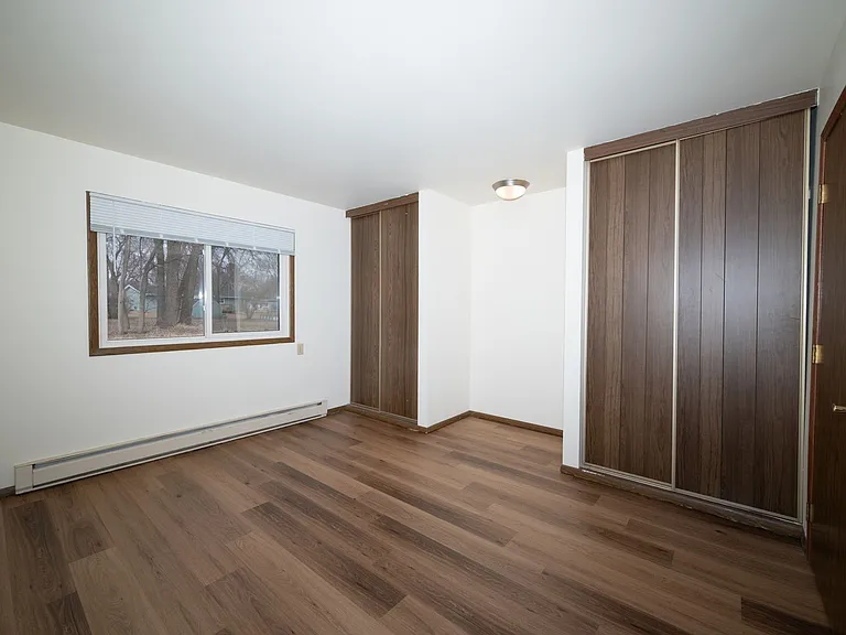 Freedom Ring Apartments — Photo 8