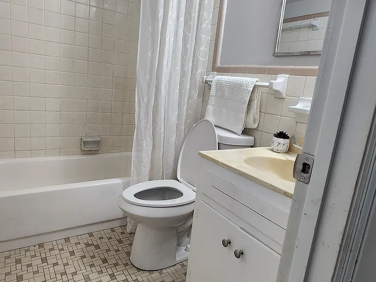 223 Marian Dr — Photo 14