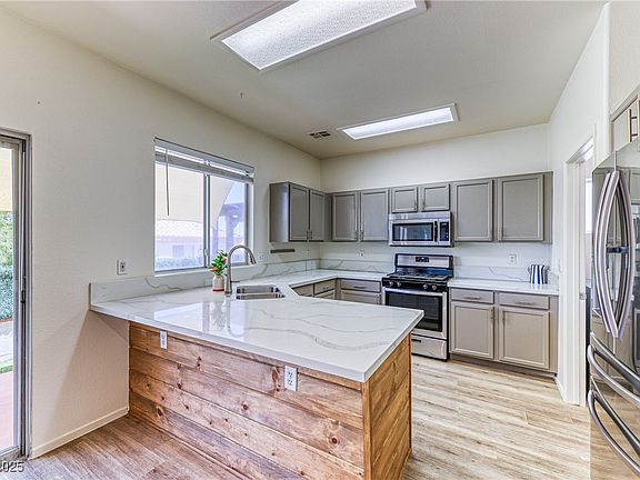 5th image of 7900 Dutch Canyon Ct