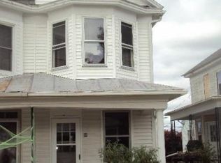 50 S 3rd St, Mount Wolf, PA 17347