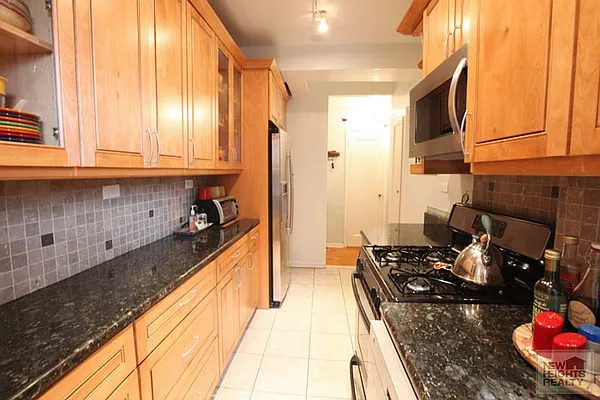 Sold by New Heights Realty | media 10