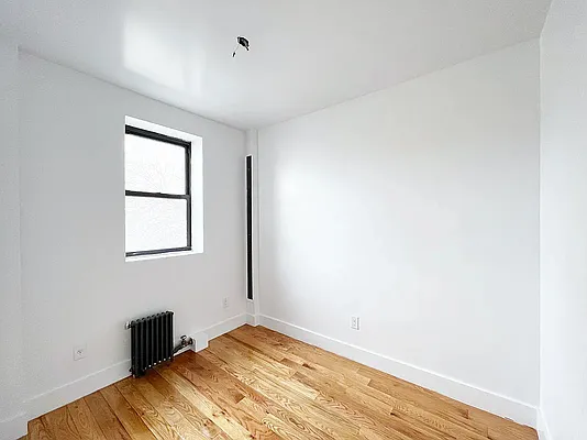 Rented by REAL New York | media 8