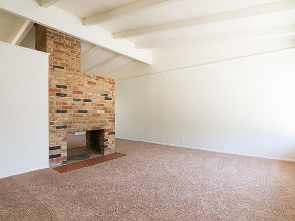 3rd image of 697 Lakebird Dr