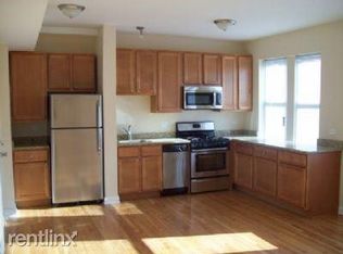 3005 N Spaulding Ave #3, Chicago, IL 60618