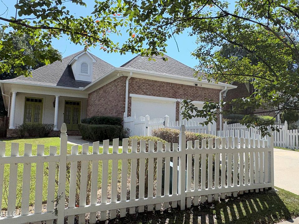1st image of 306 Colony Ridge Ct