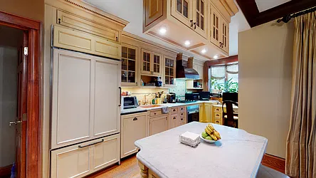 Sold by Capri Jet Realty Corp