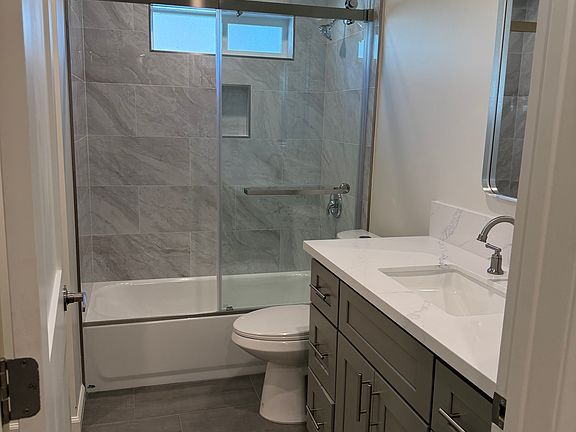 5th image of 5952 Cloverly Ave #B