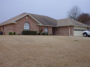 6 Bermuda Ln, Longview, TX 75605