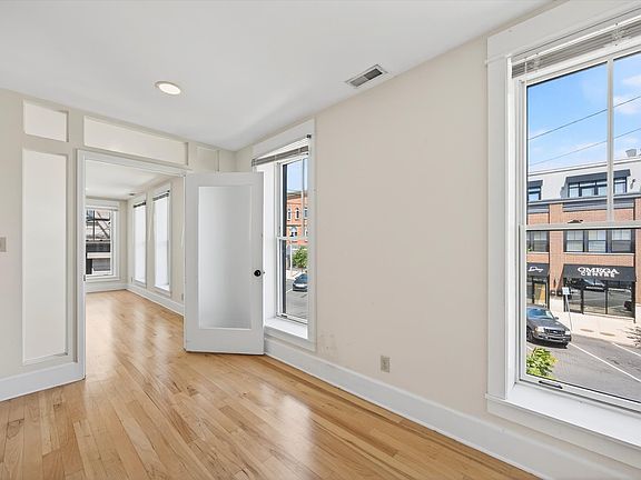 2nd image of 114 E 6th St #A