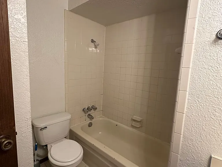 108 Kendra Dr — Photo 29