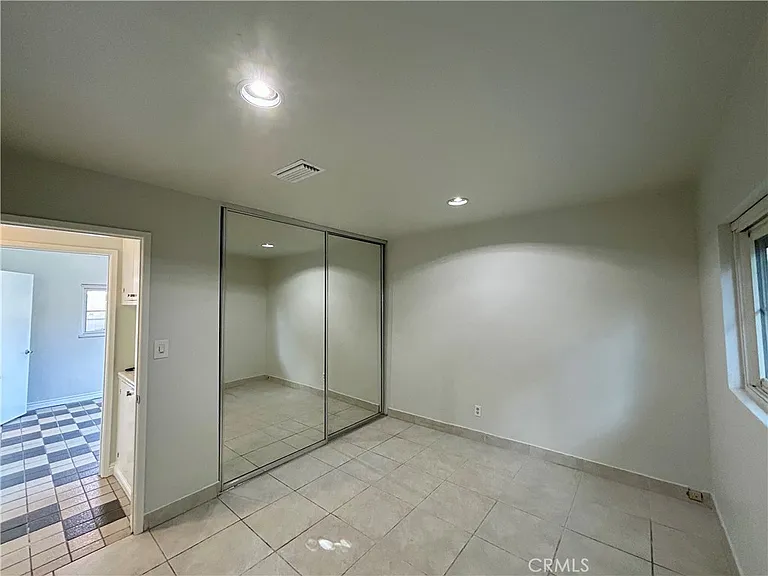 3132 Estado St — Photo 23