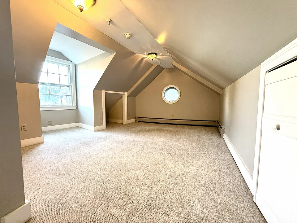 9 N High St #13B