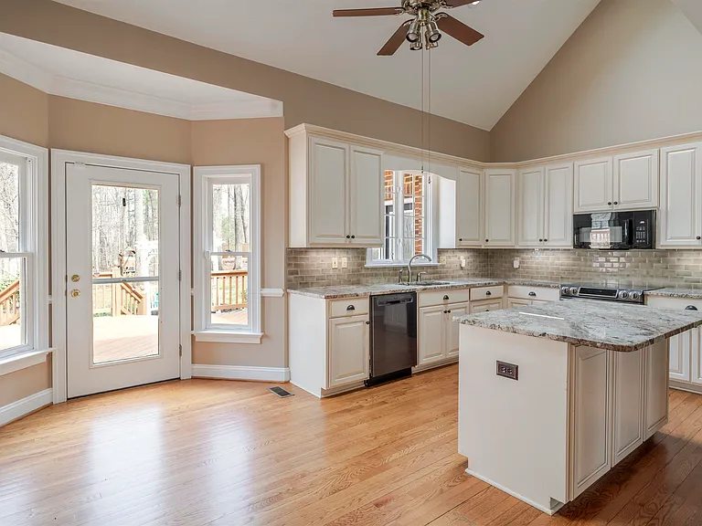3125 Beau Mont Farm Rd — Photo 8