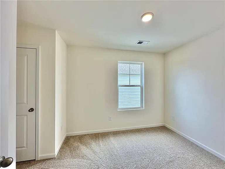 467 Seaborn Cir — Photo 10