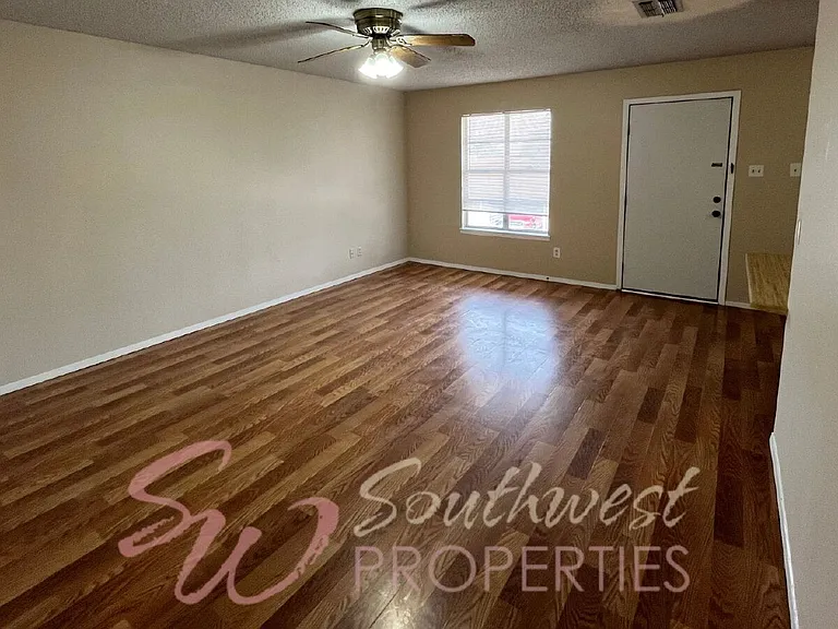 1383 W McNeill St #5 — Photo 3
