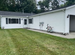 14775 Hillcrest Ave, Middlefield, OH 44062