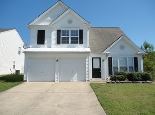 4037 Crowfield Dr, Raleigh, NC 27610