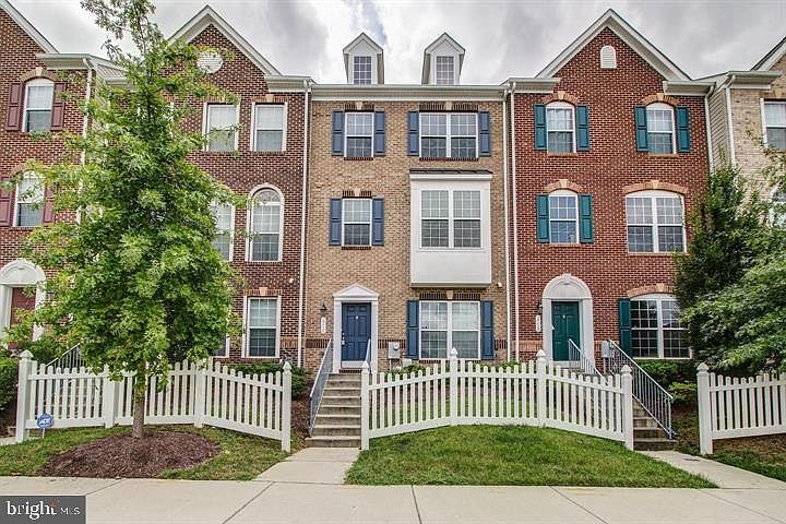1st image of 1716 Fernwood Dr