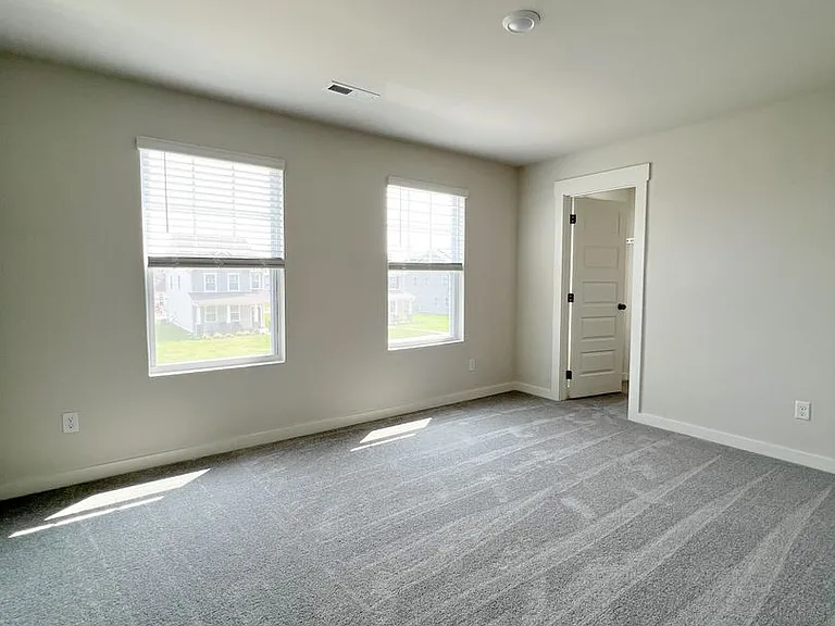 1173 Ross Farms Blvd — Photo 35