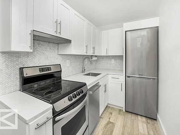 5th image of 23 W 73rd St #402A