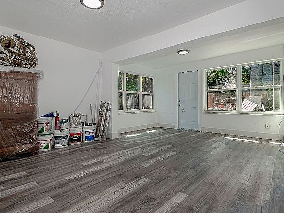 2nd image of 508 NW 8th Ave