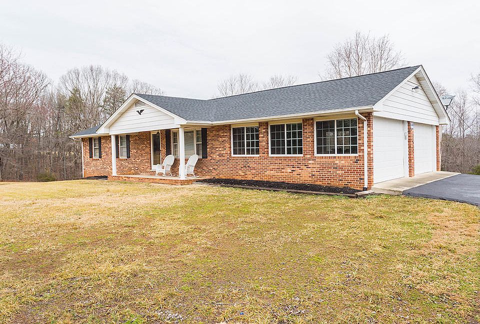 1st image of 111 Ponderosa Dr