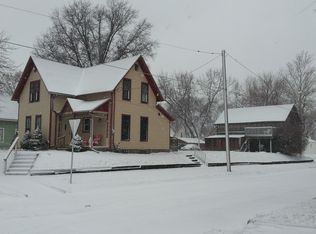 1801 13th St, Moline, IL 61265