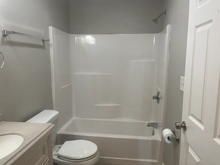 7117 SW Greenview Dr — Photo 11