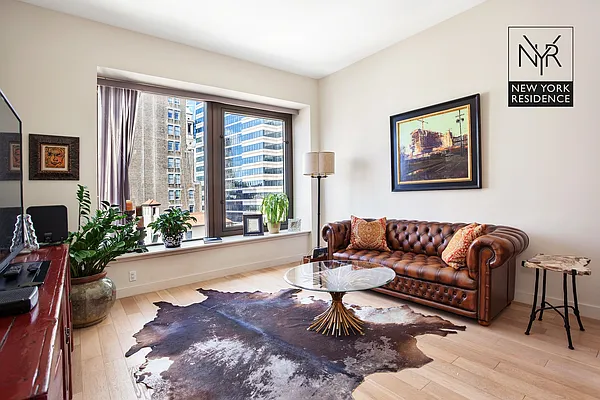 Sold by New York Residence | media 11