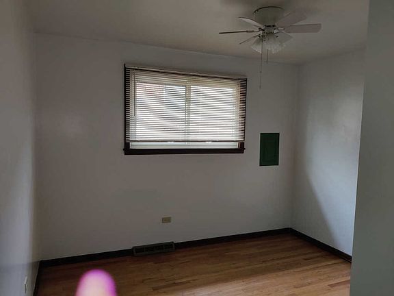4th image of 850 Buffalo Ave