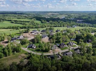 148 Woodford Dr, Evans City, PA 16033