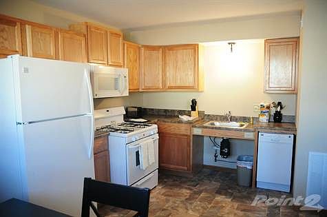 1015 Kitchen