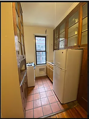 Rented by Manhattan Dwelling Corporation | media 10