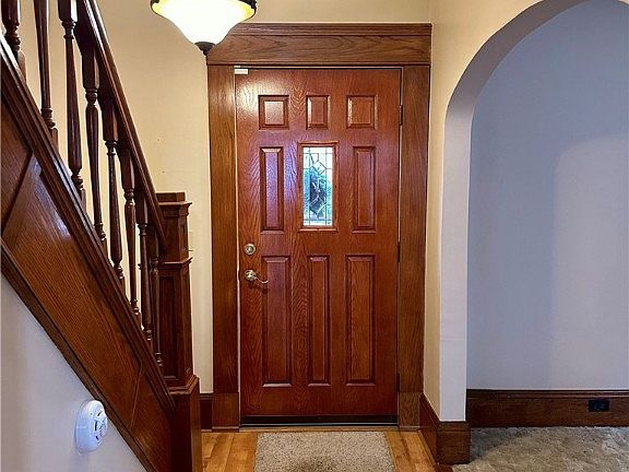 4th image of 123 Lincoln Ave