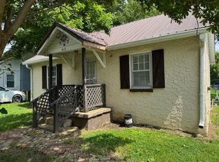 413 E 17th St, Columbia, TN 38401