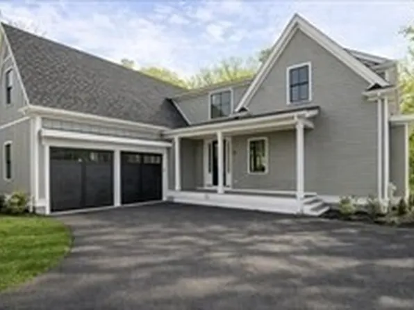 46 Country Farm Rd, Framingham, MA 01701